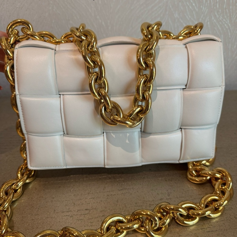Bottega Veneta White Padded Bag with Gold Chain